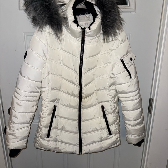 Nautica Women's Cream Puffer Coat with Faux Fur Trim - Picture 2 of 9